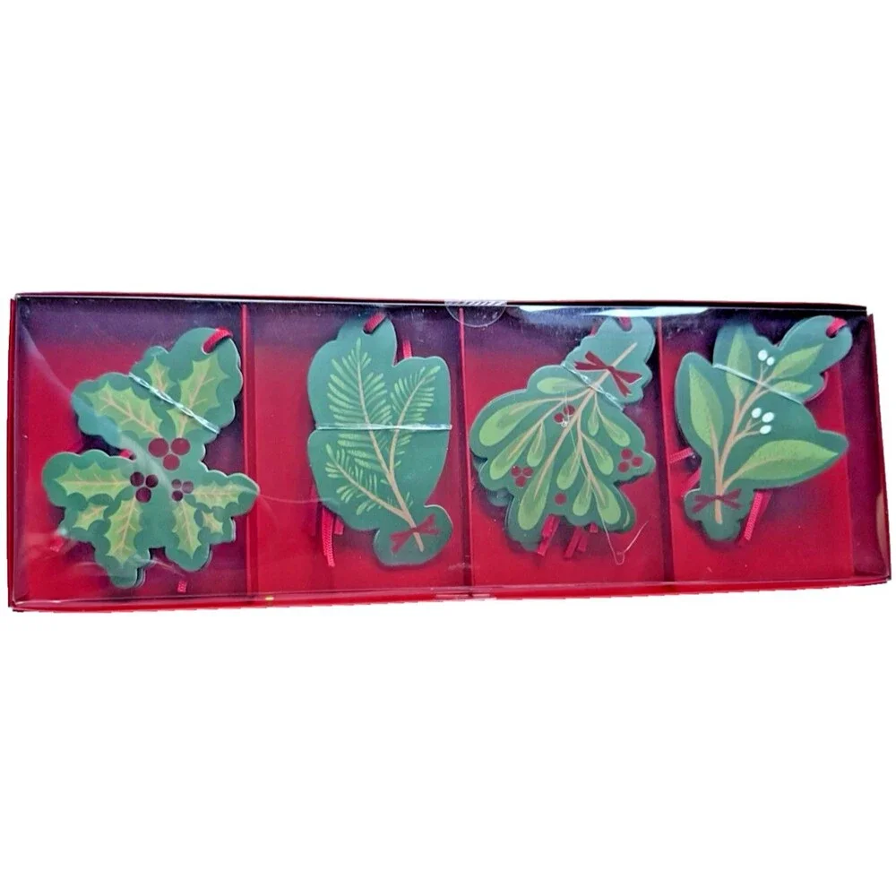 Lady Jayne Die Cut Christmas Gift Tags 4 Designs 16 Count Green 3x4